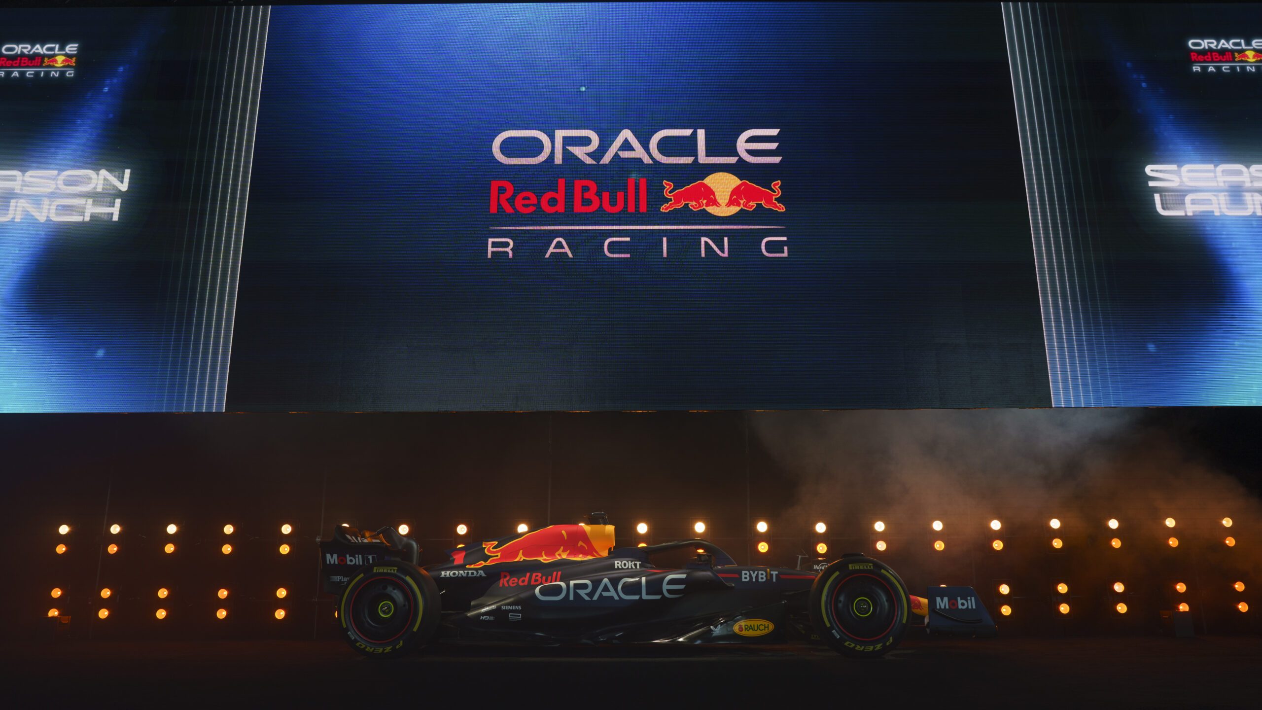  FORD RETURNS TO FORMULA 1; STRATEGIC PARTNER TO ORACLE RED BULL RACING 